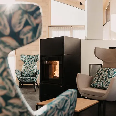 Hofgut & Lifestyle Aparthotel Wagrain