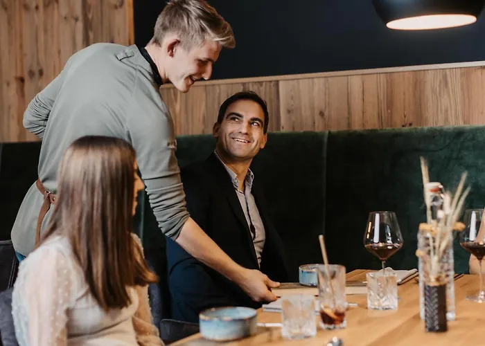 Hofgut & Lifestyle Aparthotel Wagrain