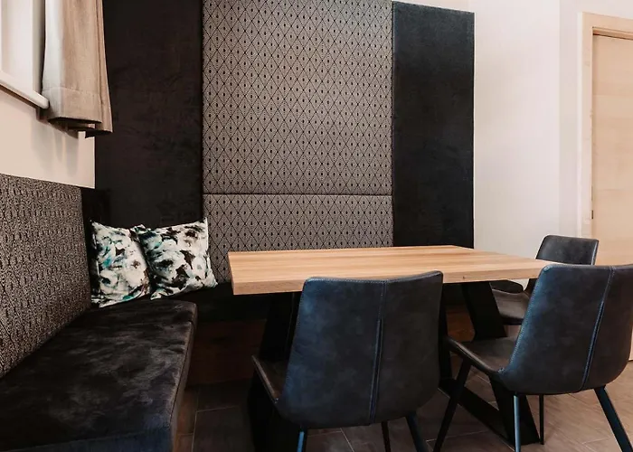 Hofgut & Lifestyle Aparthotel Wagrain